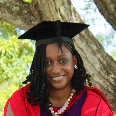 Dr Sonya Pierce